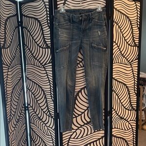 White House Black Market Skinny Jeans in distressed denim